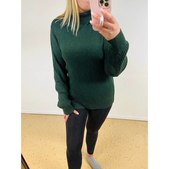 GAP Sweaters - Gap Hunter Green Ribbed Turtleneck Sweater